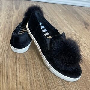 Betsey Johnson Black Pom Pom slip ons. Size 7